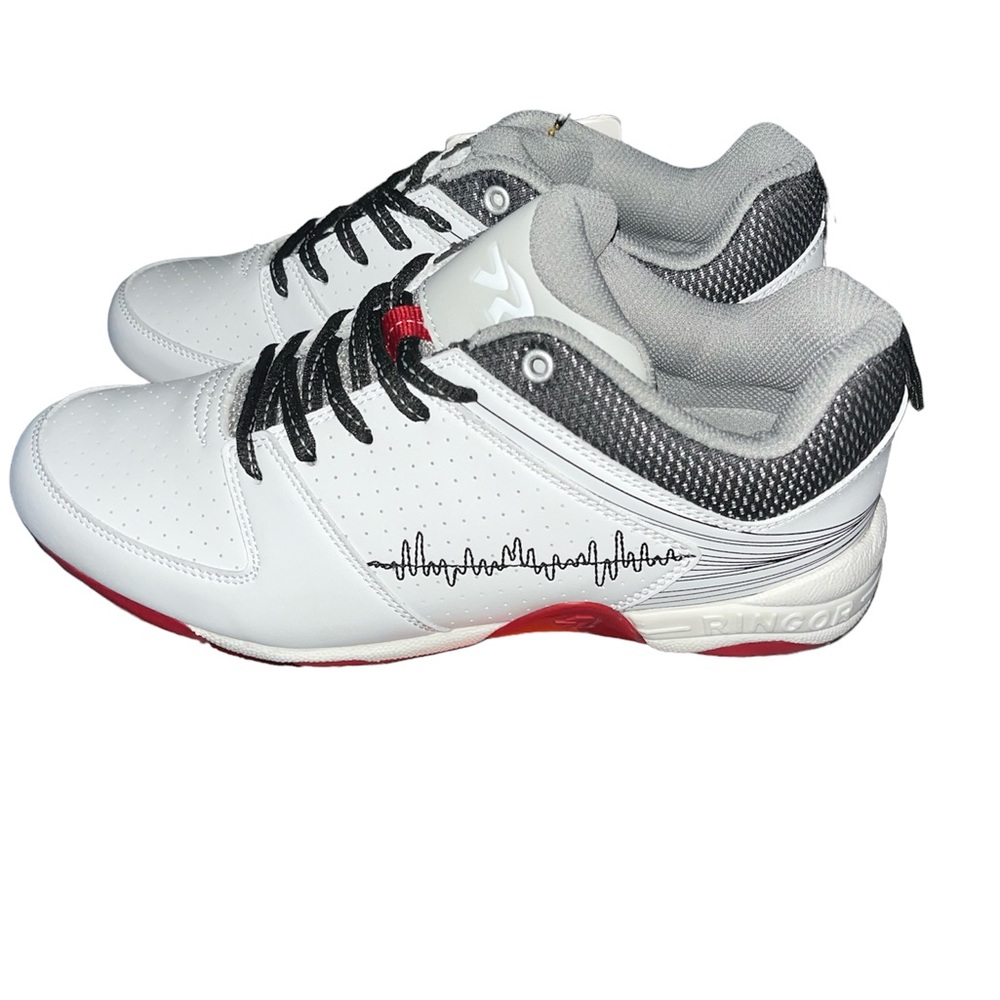 BNWT Ringor Ladies cleats size 9.5 retail $180